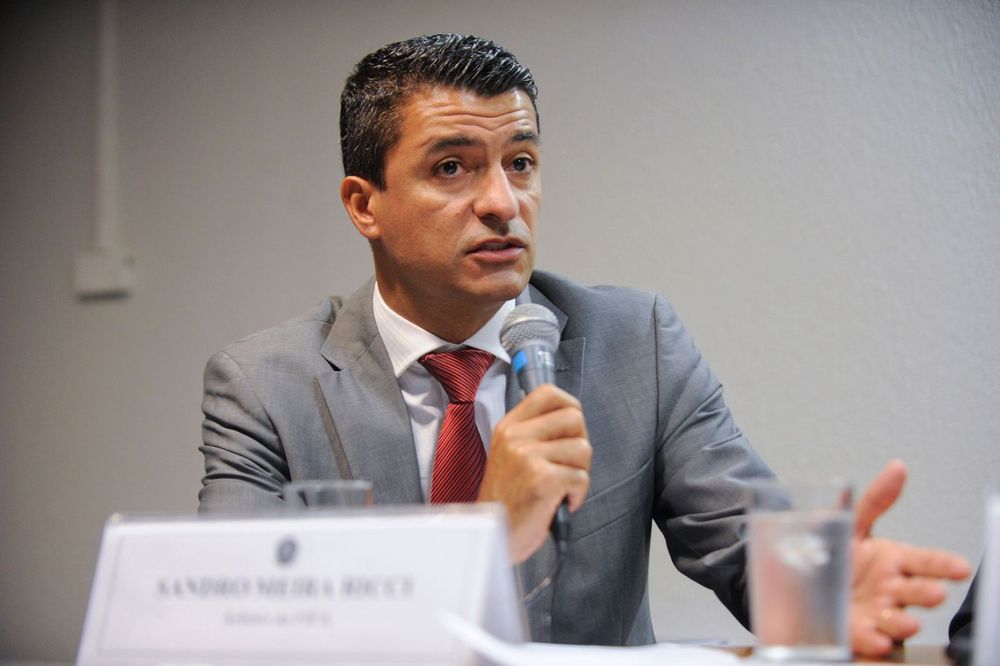 Sandro Meira Ricci participa de reunião no Senado Federal em 2015