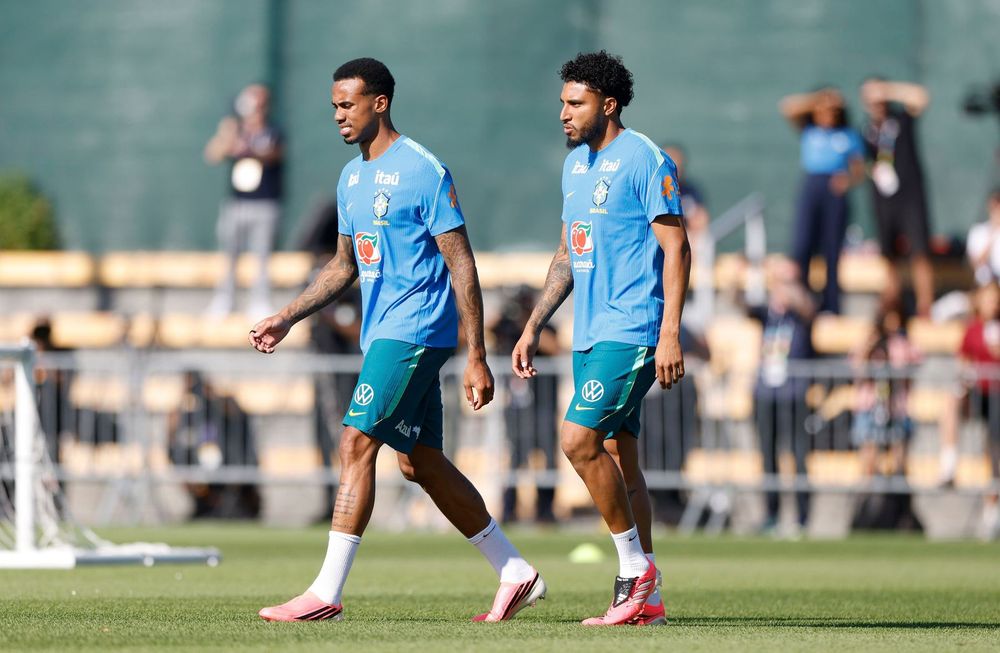Gabriel Magalhães e Éderson treinam com a Seleção Brasileira no CT Columbia Park, em Nova Jersey