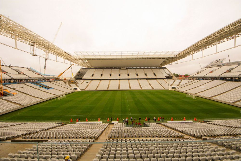 Vista interna da Arena Corinthians, estádio do Corinthians em São Paulo