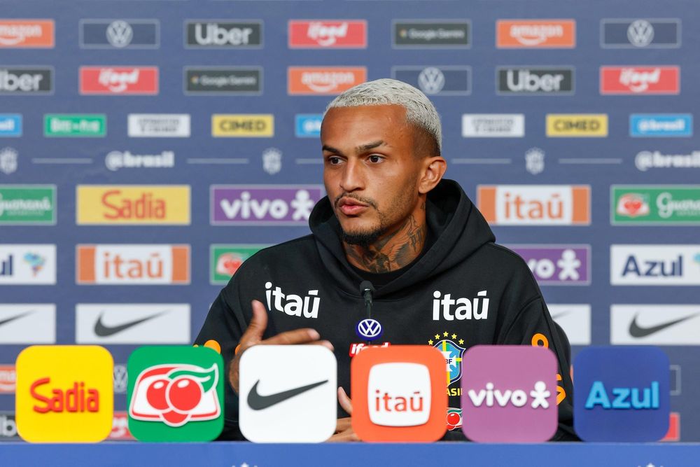 Wesley com a Seleção Brasileira.