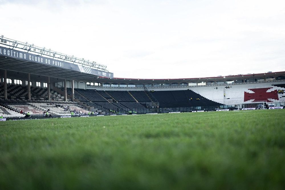 Vista do Estádio de São Januário em jogo do Vasco em 2026.