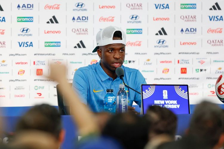 Vini Jr salva Brasil na estreia e leva prêmio em empate com Marrocos