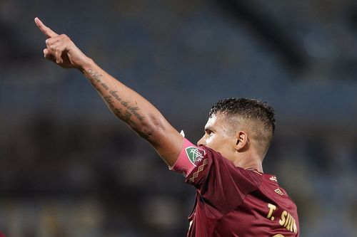 Thiago Silva em ação pelo Fluminense no Maracanã