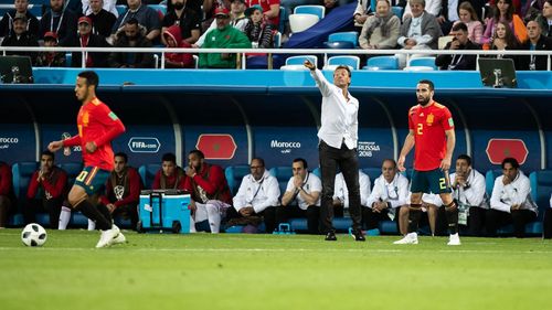 Hervé Renard durante Espanha x Marrocos, pela Copa do Mundo de 2018.